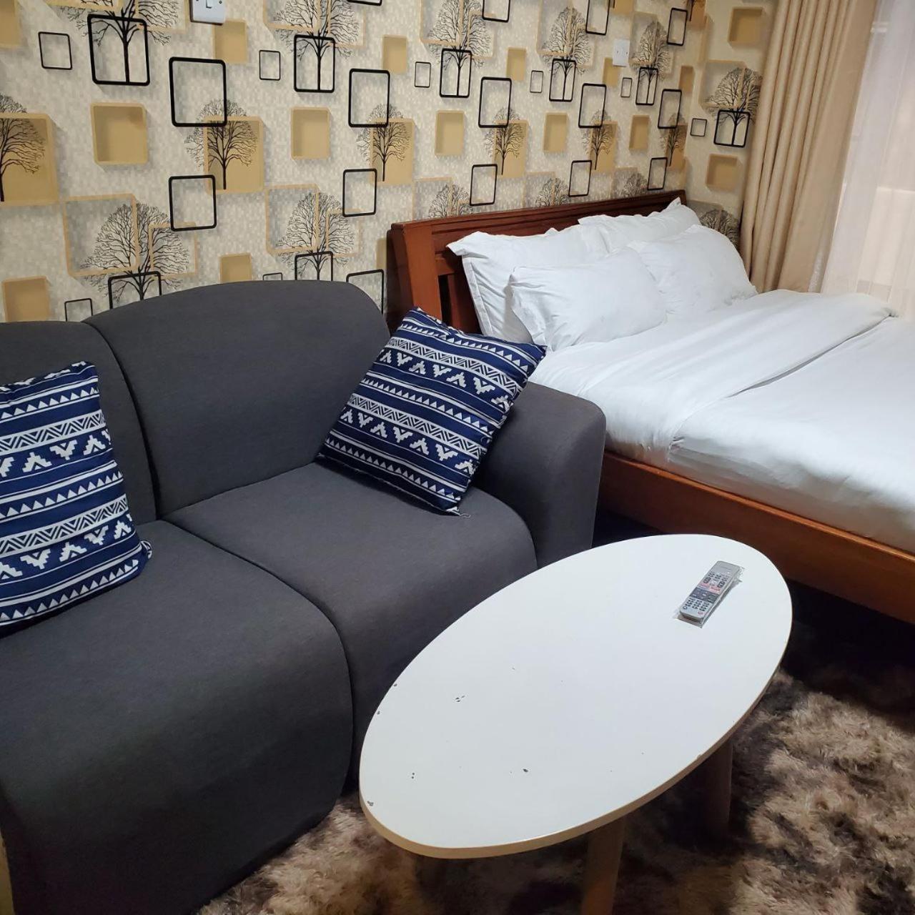Lovely & Cozy Compact Studio Near Airport With Rooftop View Apartment Найроби Екстериор снимка